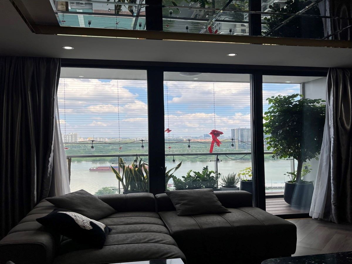 Bán căn hộ Golden River Bason 3 Phòng Ngủ OT 121m2